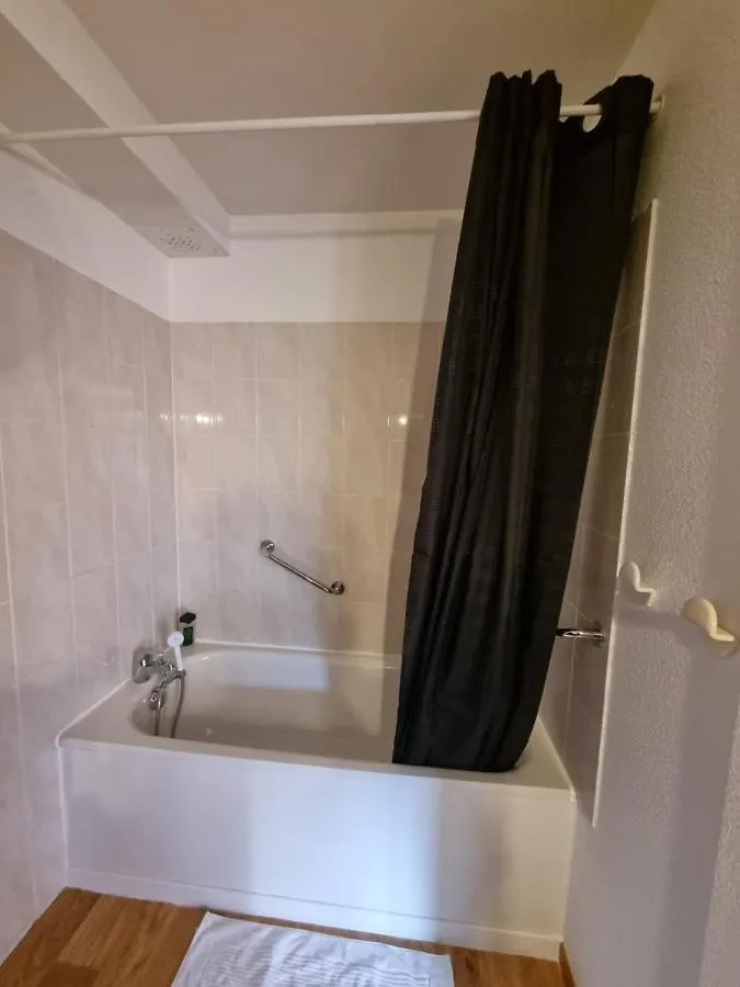 Appartement T2 Vue Exceptionnelle Glacier Et Montagnes Avec Piscine Puy Saint Vincent 1800 Puy-Saint-Vincent France
